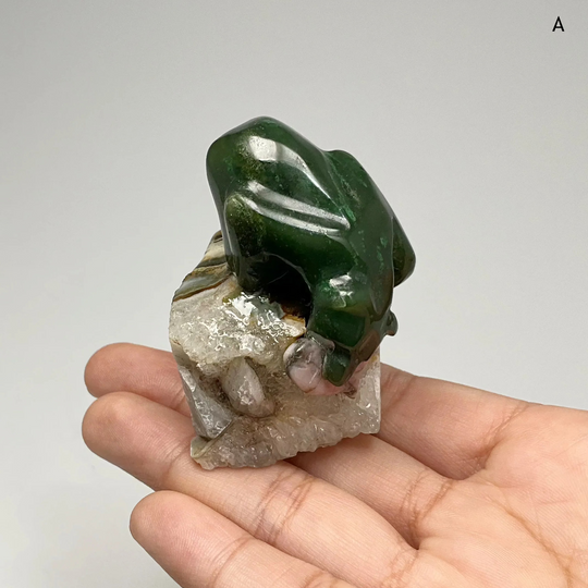 BC Jade Bear Carving with Rhodonite Fish on Natural Agate Base - Rocks and Gems Canada