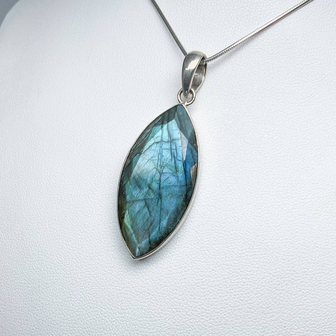 Labradorite Pendant