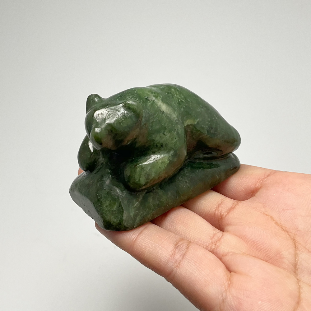BC Jade Bear Carving - Rocks and Gems Canada