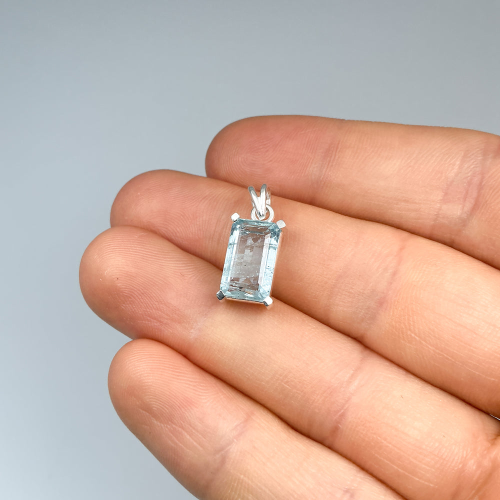 Aquamarine Pendant