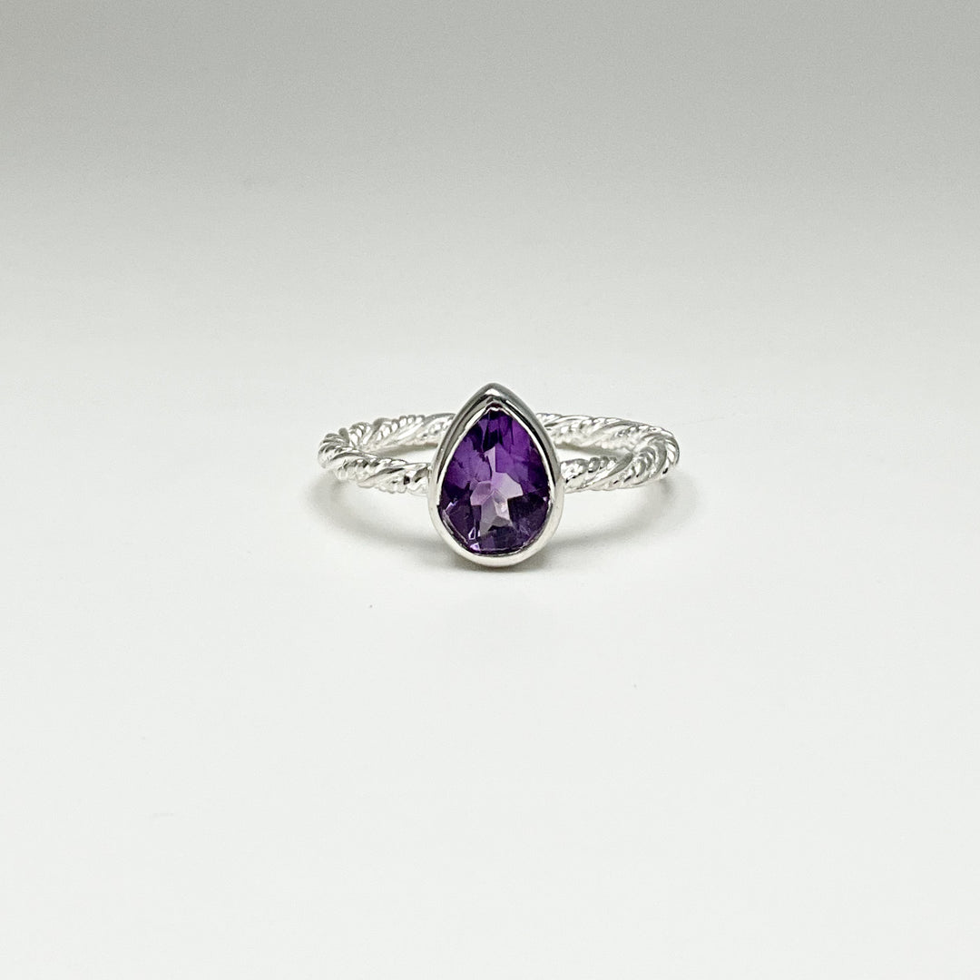 Amethyst Ring - Rocks and Gems Canada