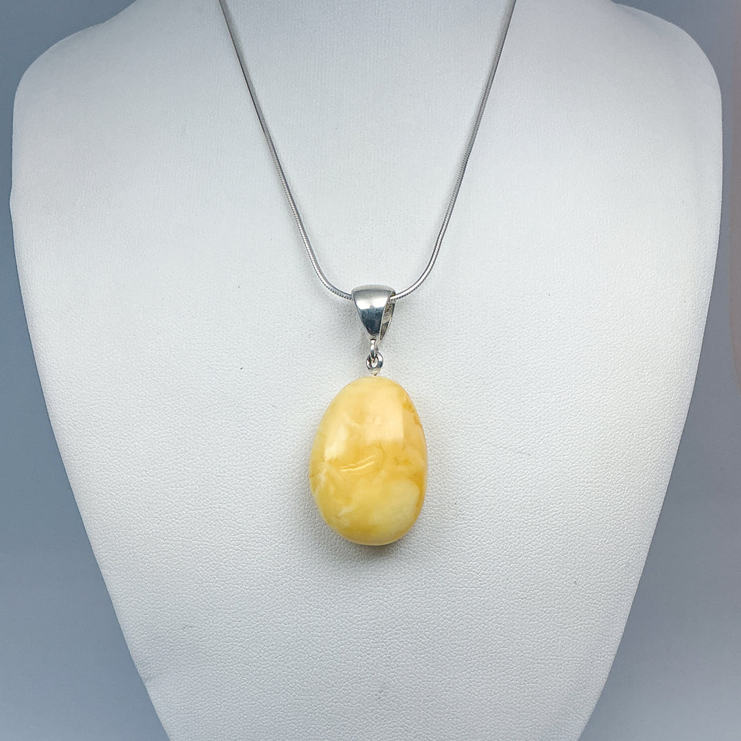 Butterscotch Amber Pendant
