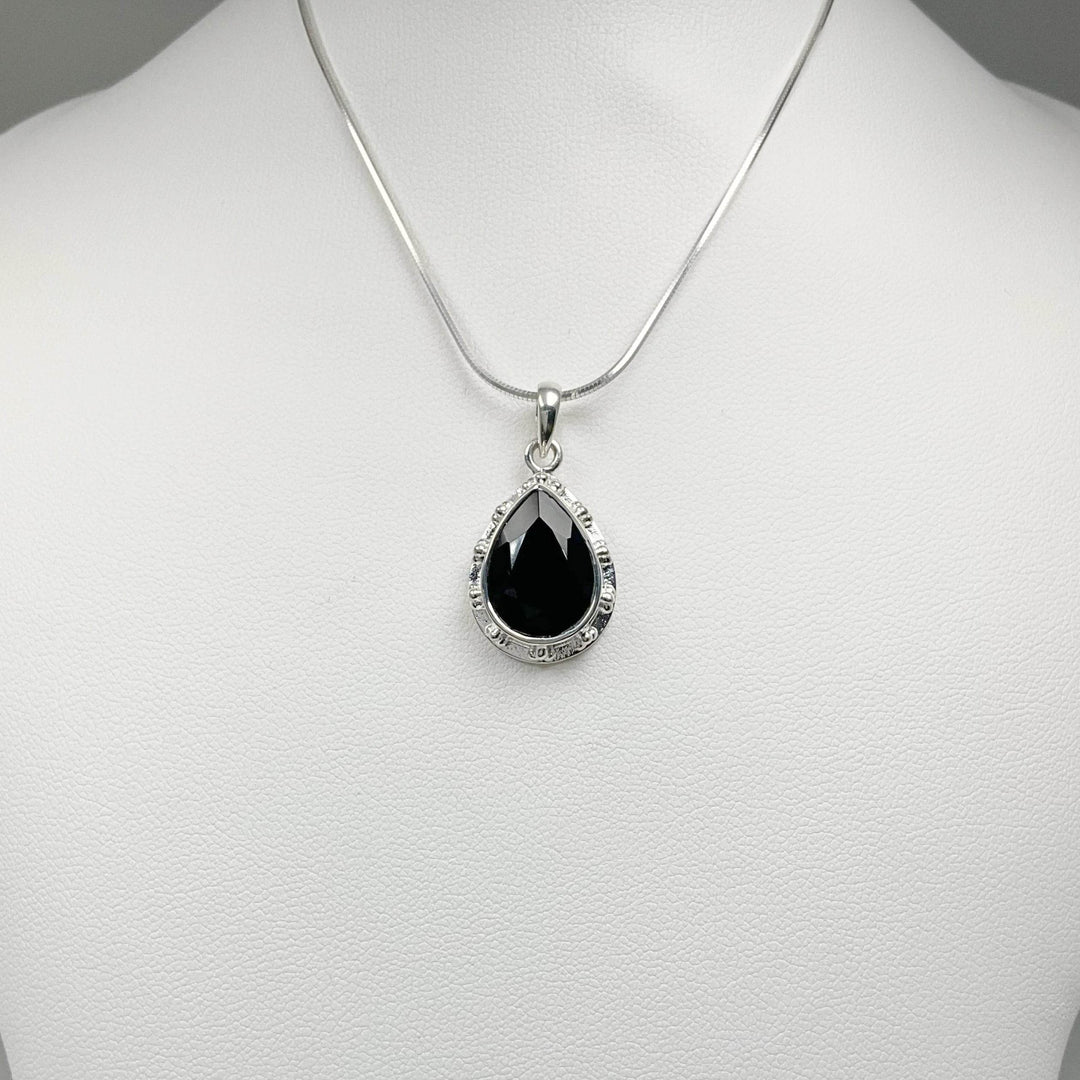Black Onyx Pendant-Rocks and Gems Canada