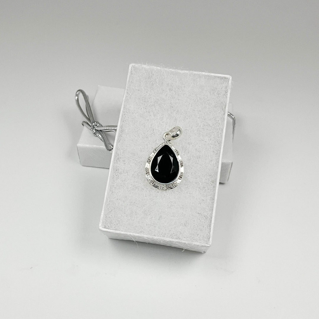 Black Onyx Pendant-Rocks and Gems Canada