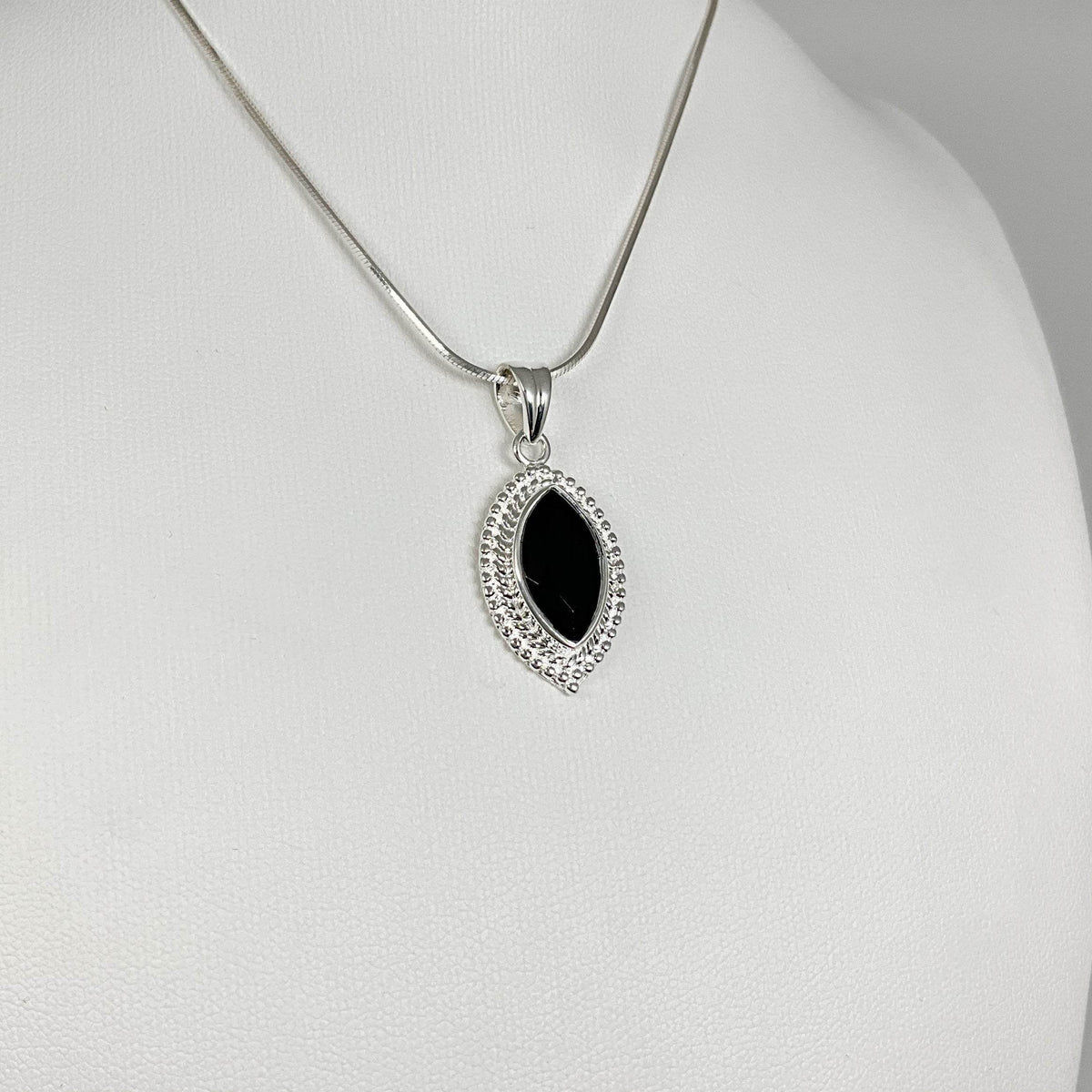 Black Onyx Pendant-Rocks and Gems Canada