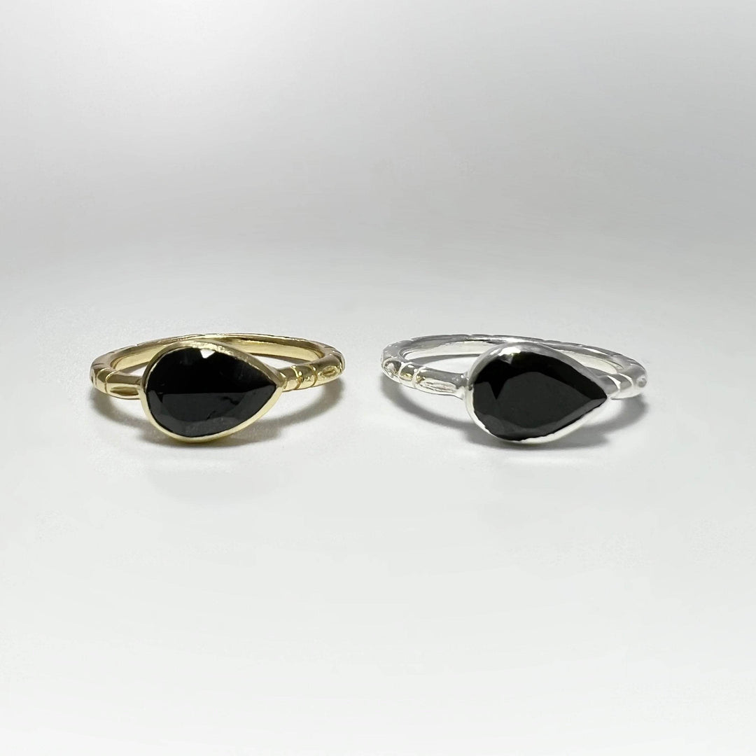 Black Onyx Ring-Rocks and Gems Canada