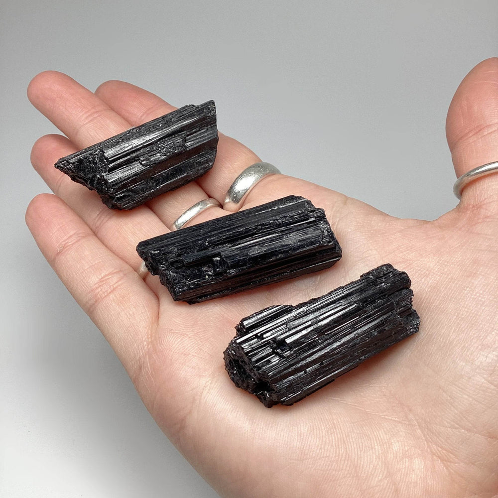 Black Tourmaline-Rocks and Gems Canada