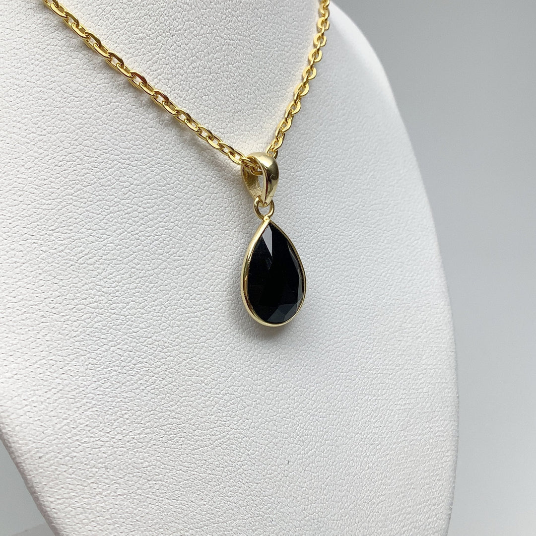 Black Onyx Gold Finish Pendant - Rocks and Gems Canada