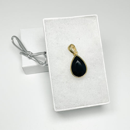 Black Onyx Gold Finish Pendant - Rocks and Gems Canada