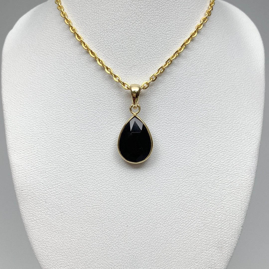 Black Onyx Gold Finish Pendant - Rocks and Gems Canada