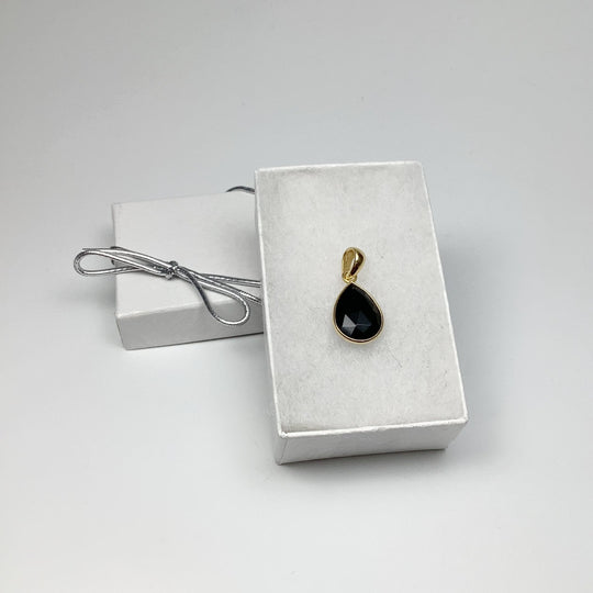 Black Onyx Gold Finish Pendant - Rocks and Gems Canada