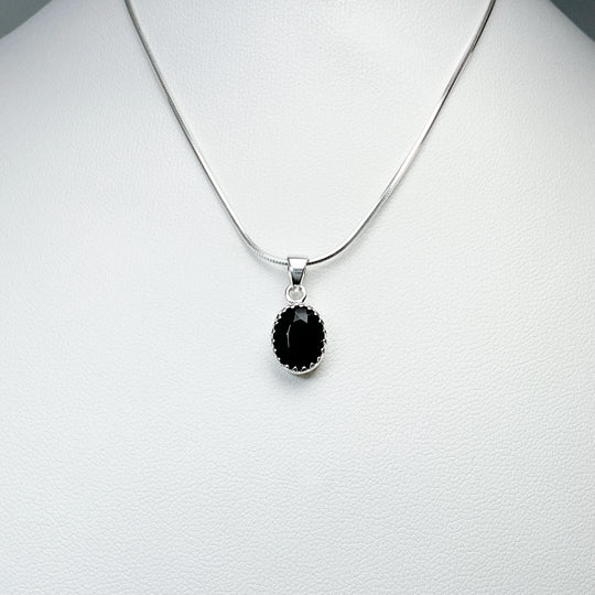 Black Onyx Pendant - Rocks and Gems Canada