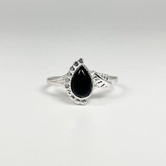 Black Onyx Ring - Rocks and Gems Canada