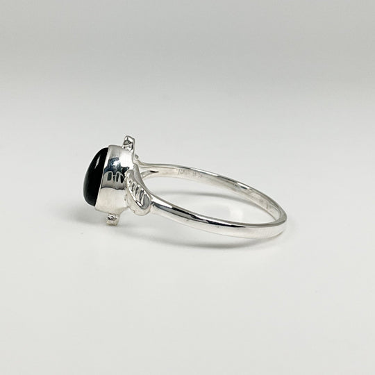Black Onyx Ring - Rocks and Gems Canada