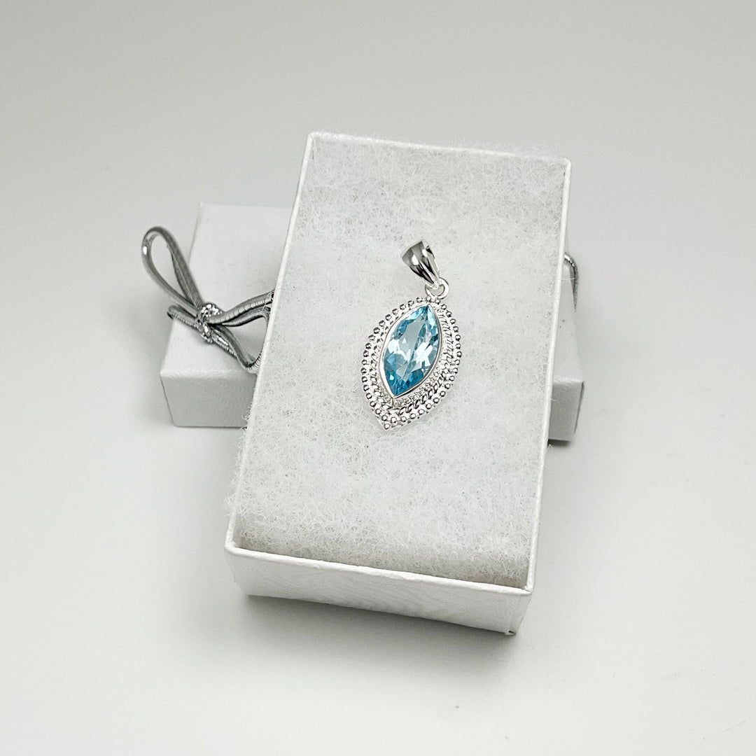 Blue Topaz Pendant TEST - Rocks and Gems Canada