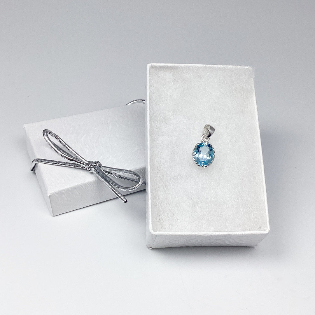 Blue Topaz Pendant - Rocks and Gems Canada