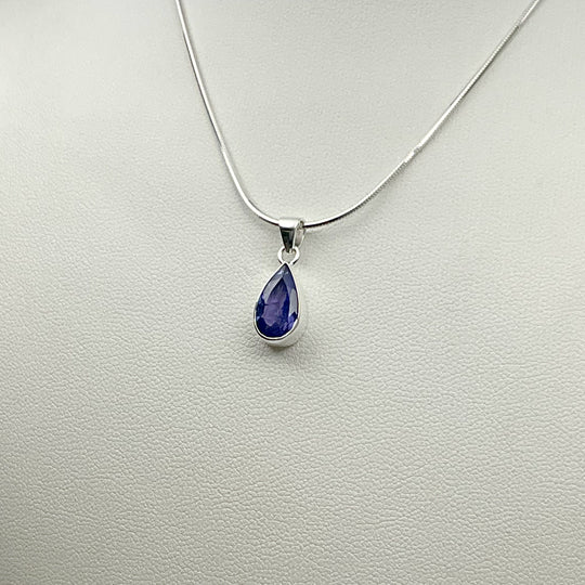 Tanzanite Pendant - Rocks and Gems Canada