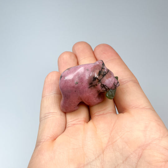 Rhodonite Bear with Canadian Jade Fish Carving - Rocks and Gems Canada