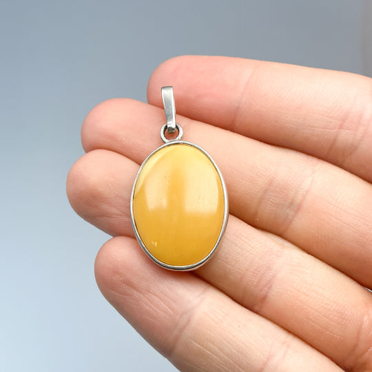 Butterscotch Amber Pendant