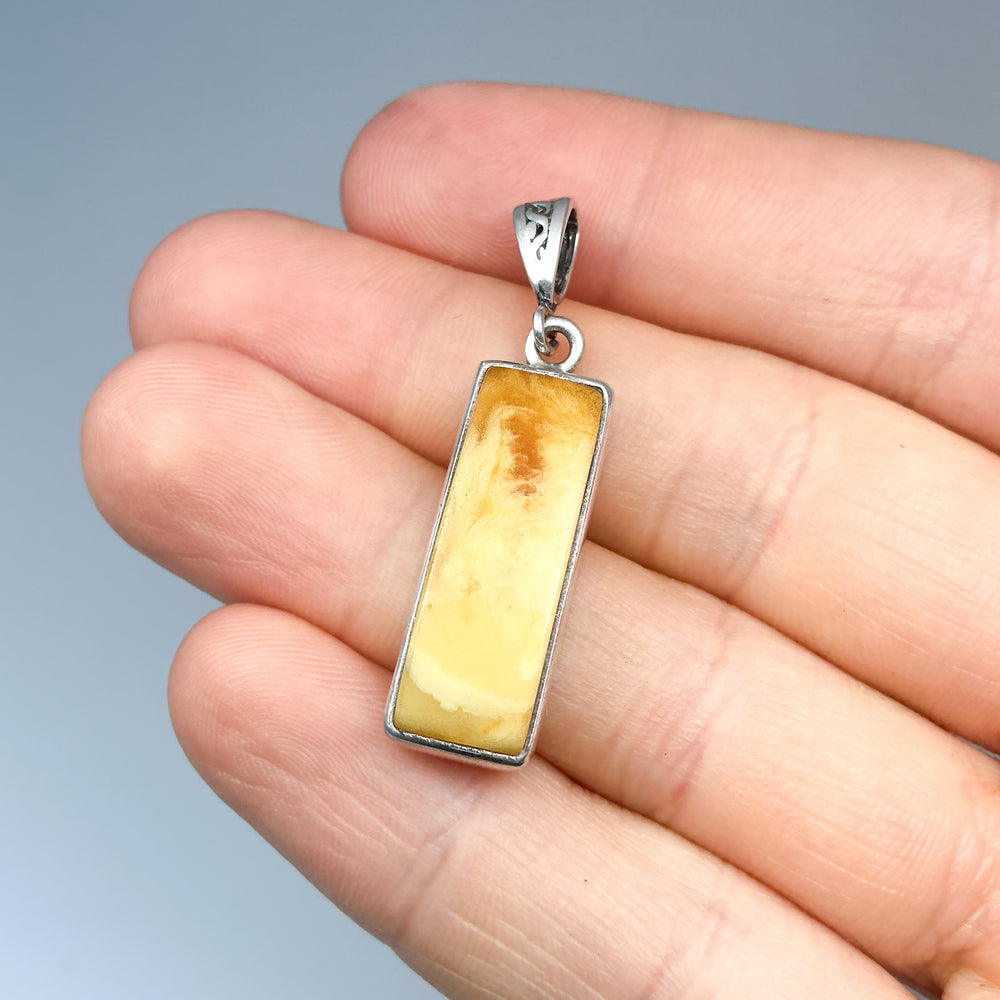 Butterscotch Amber Pendant