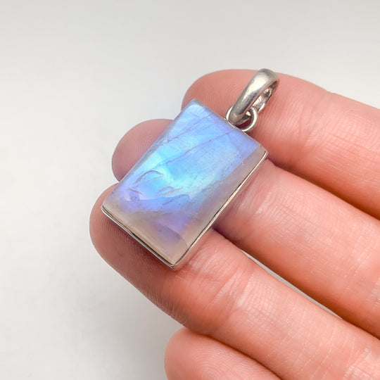 Rainbow Moonstone Pendant