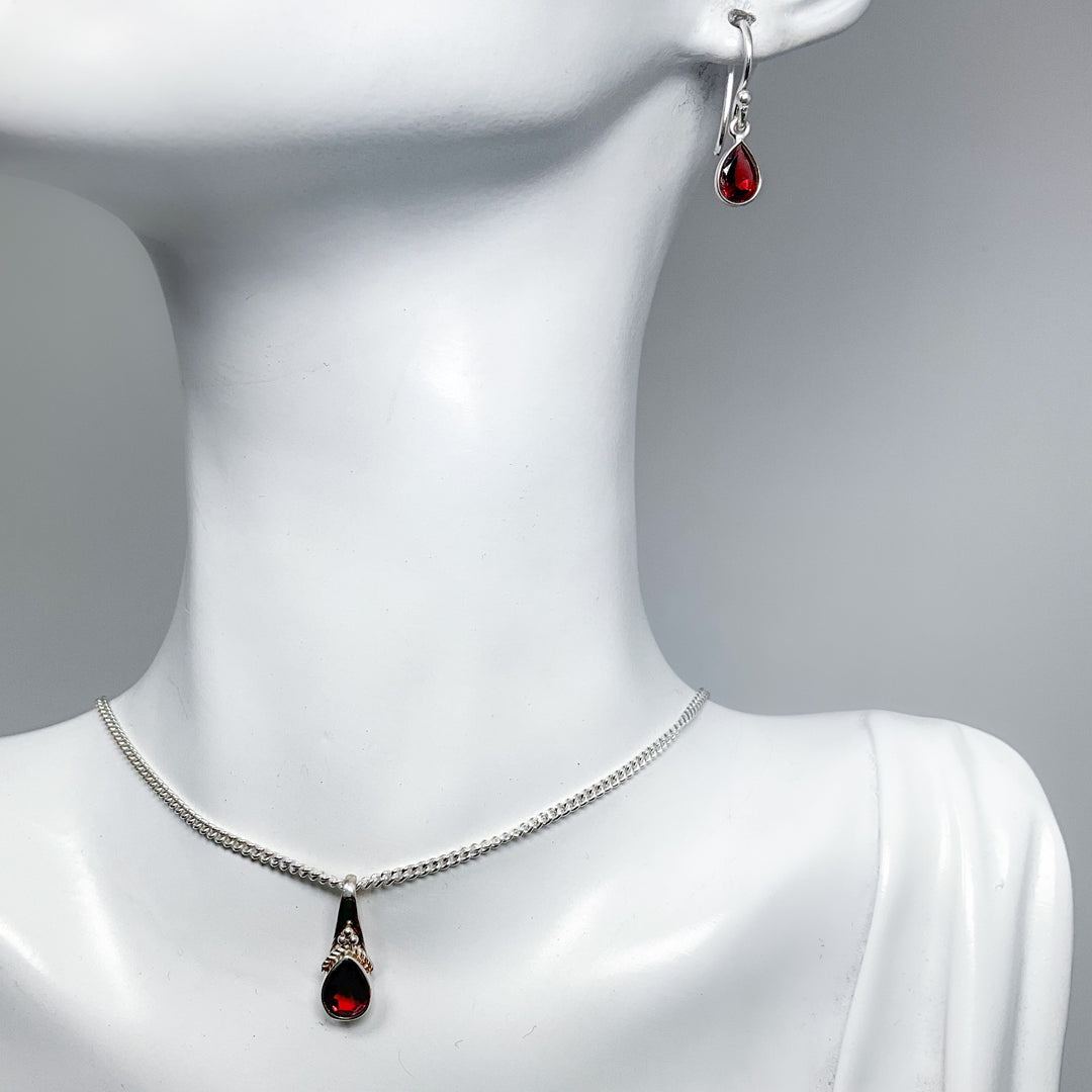Garnet Pendant and Earrings Set - Rocks and Gems Canada
