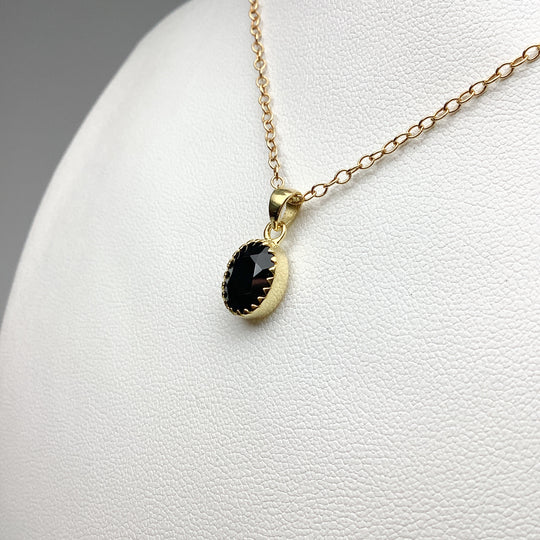 Black Onyx Pendant - Rocks and Gems Canada