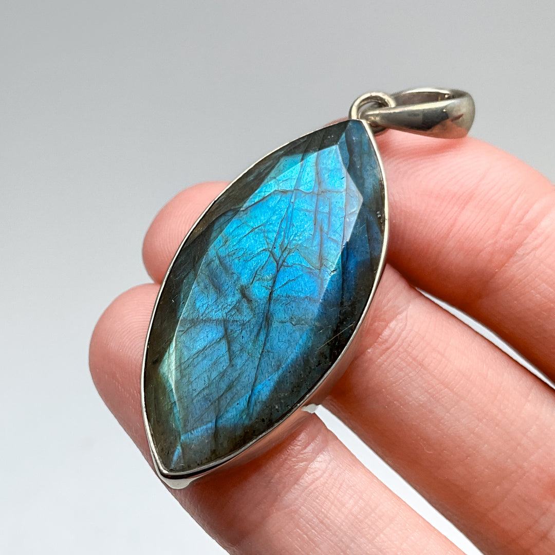 Labradorite Pendant