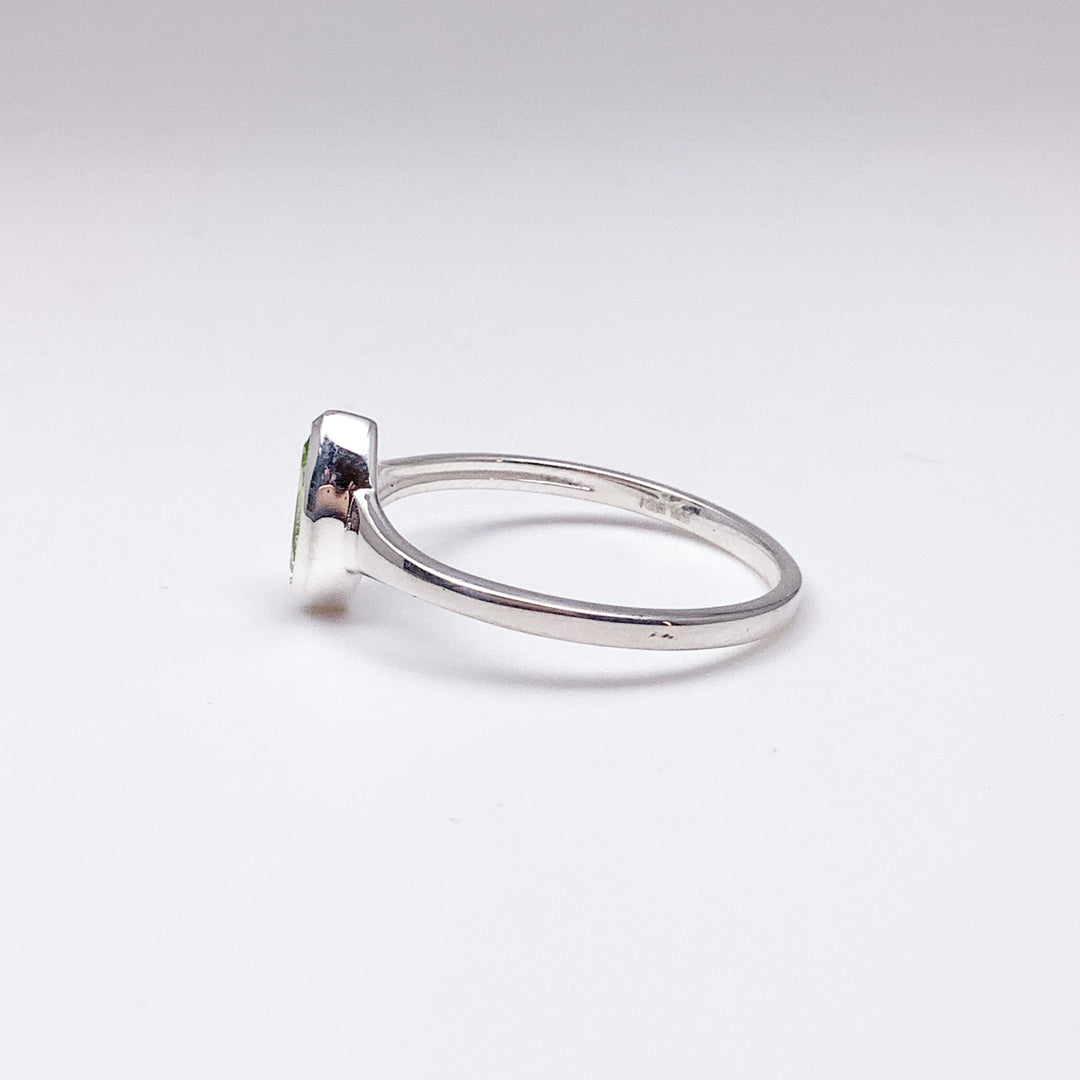Peridot Ring - Rocks and Gems Canada