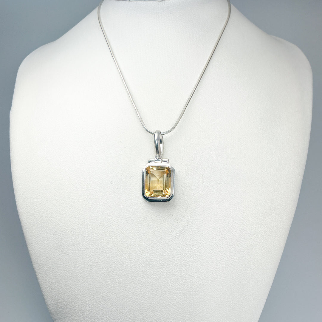 Citrine Pendant-Rocks and Gems Canada