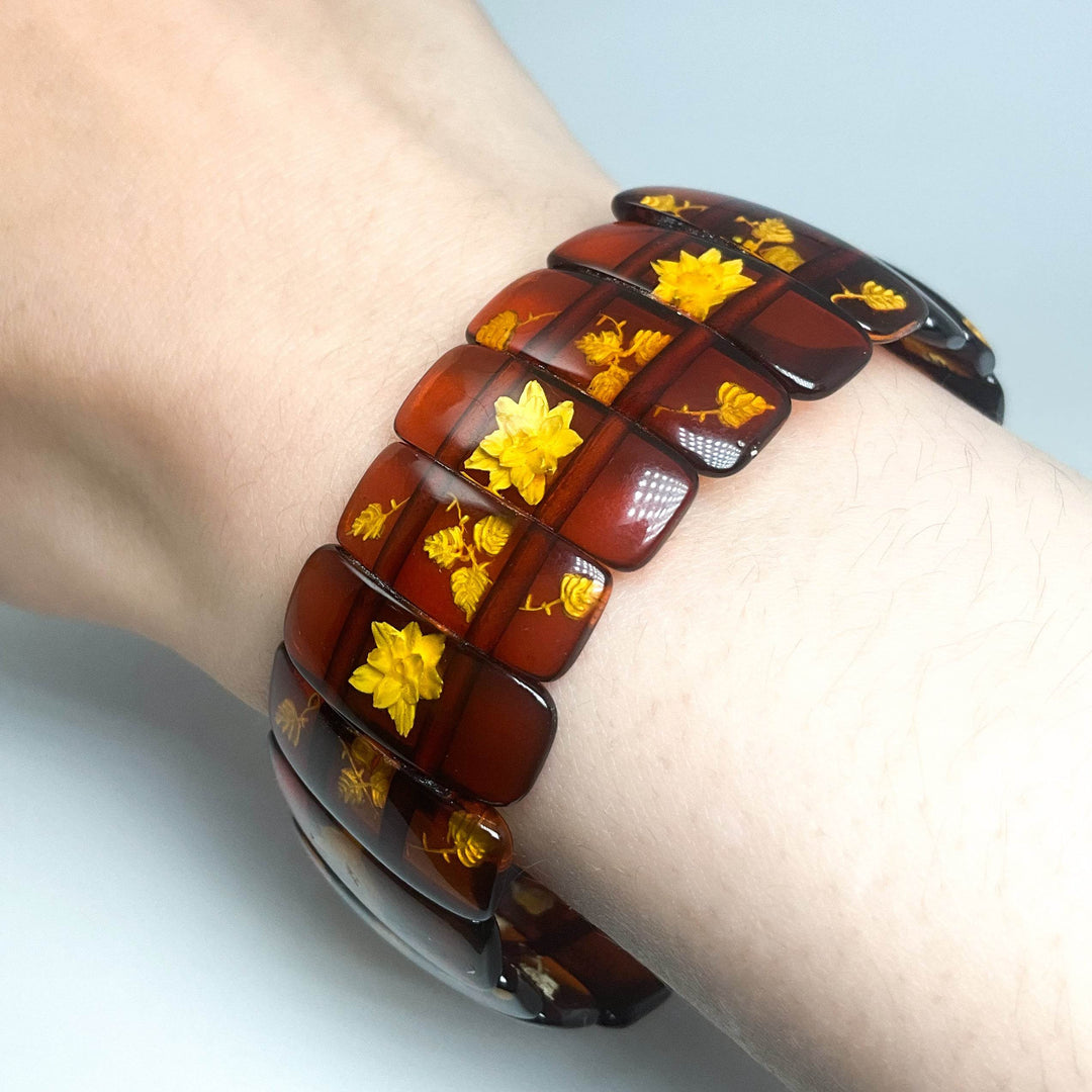 Cognac Amber Floral Cameo Beaded Bracelet-Rocks and Gems Canada