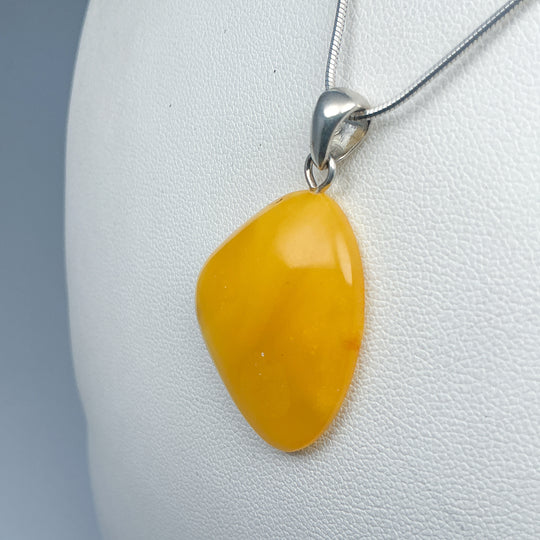 Butterscotch Amber Pendant