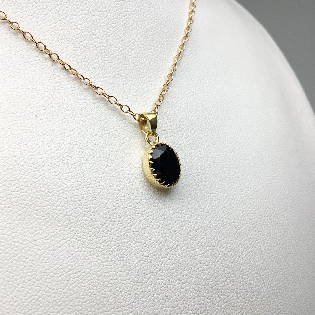 Black Onyx Pendant - Rocks and Gems Canada
