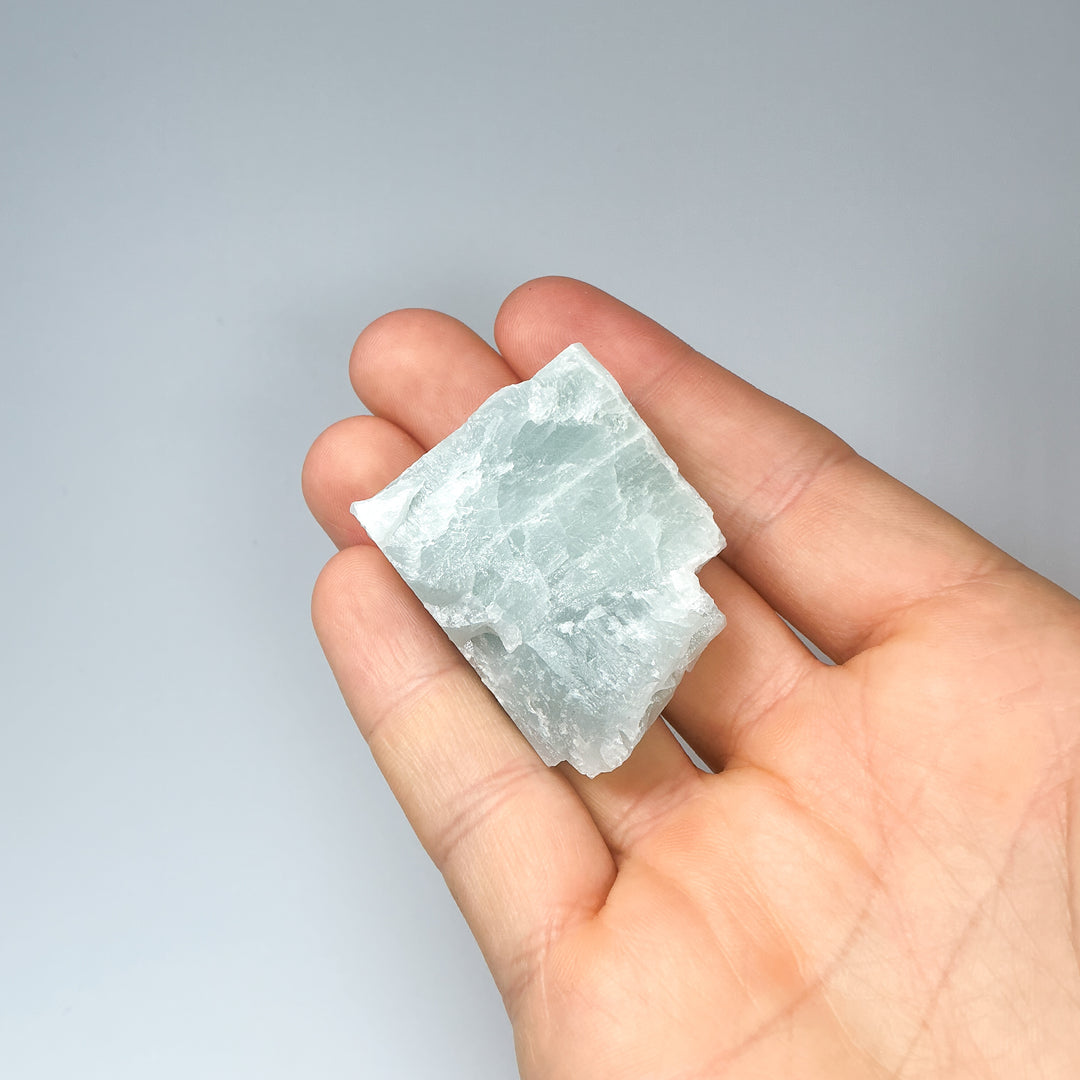 Aquamarine Rough Chunk - Rocks and Gems Canada
