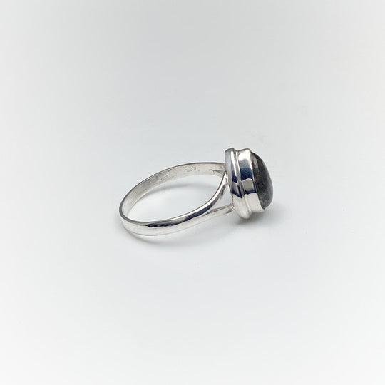 Labradorite Ring - Rocks and Gems Canada