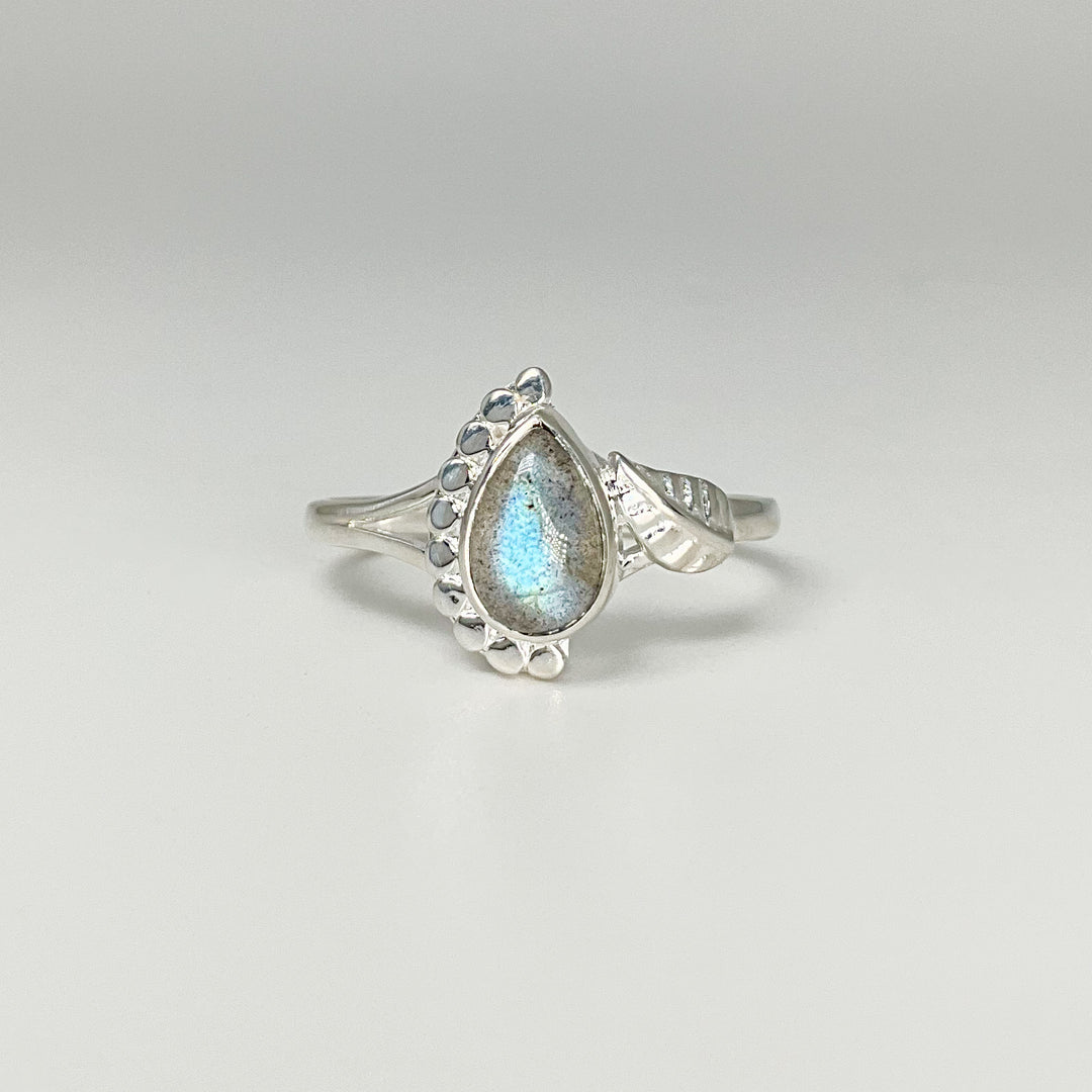 Labradorite Ring - Rocks and Gems Canada