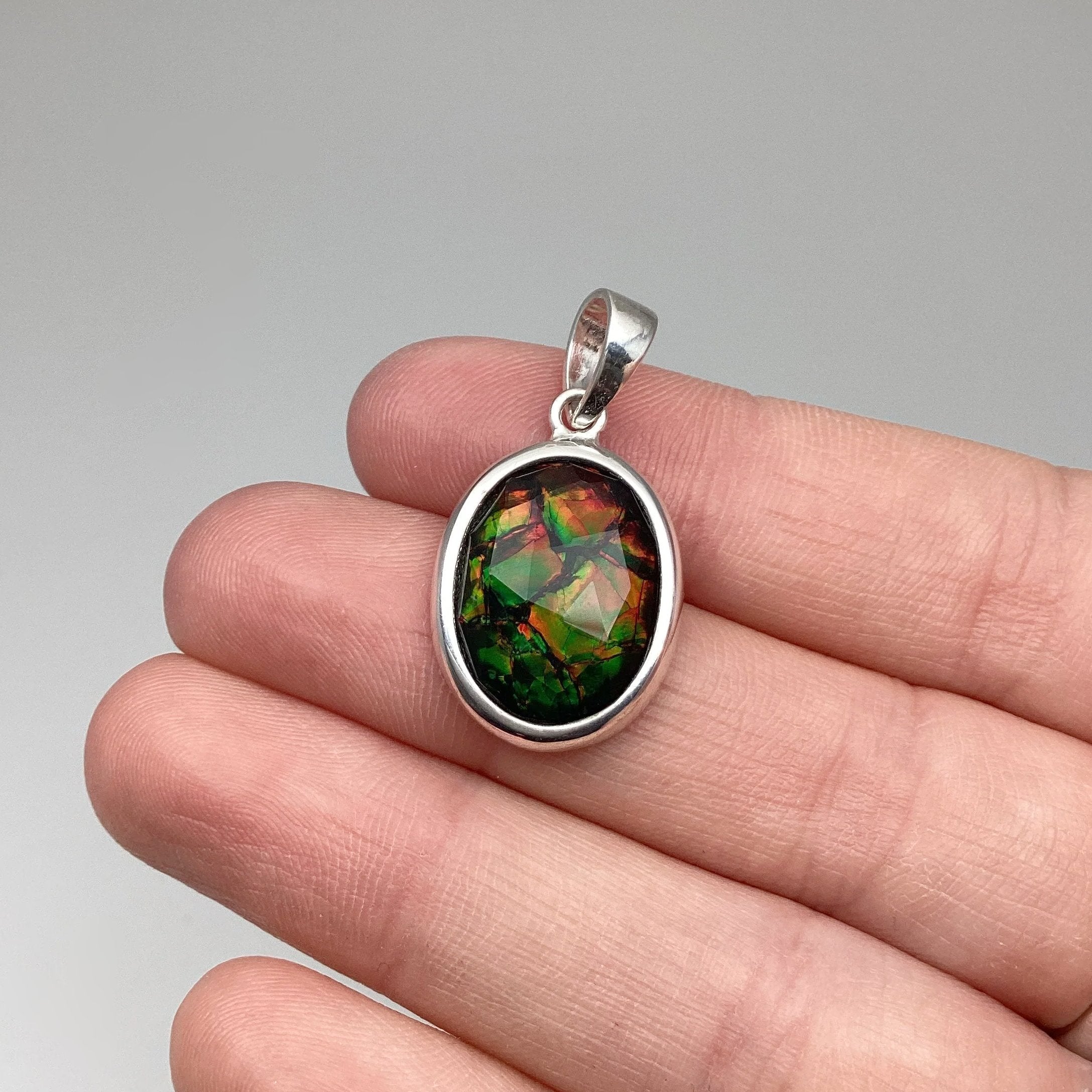 Alberta Ammolite Pendant