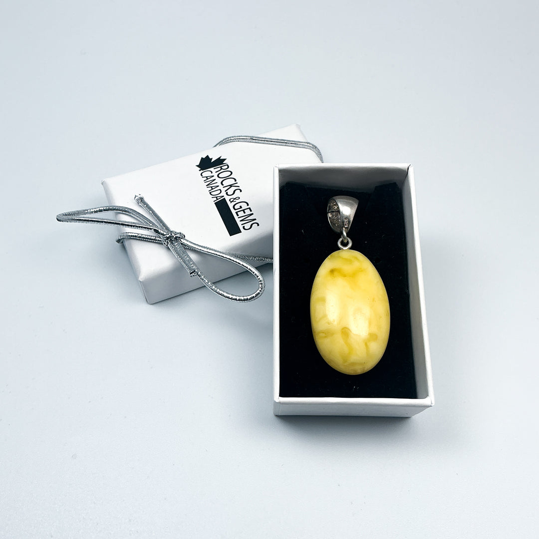 Butterscotch Amber Pendant