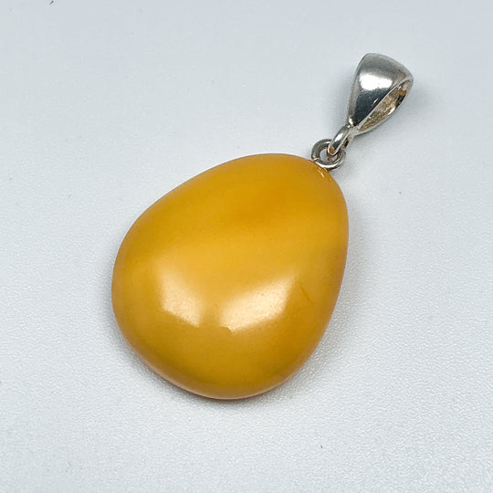 Butterscotch Amber Pendant