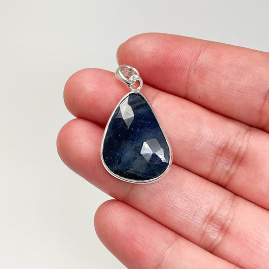 Dark Blue Sapphire Pendant-Rocks and Gems Canada