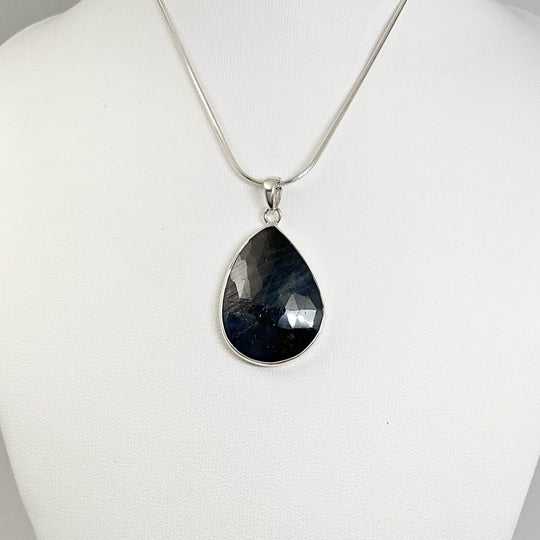 Dark Blue Sapphire Pendant-Rocks and Gems Canada