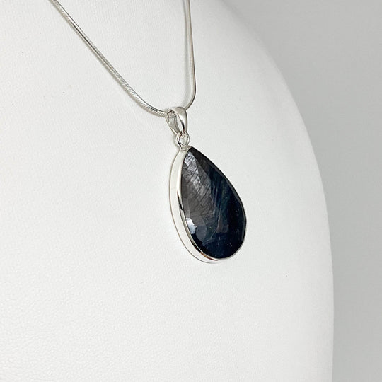 Dark Blue Sapphire Pendant-Rocks and Gems Canada