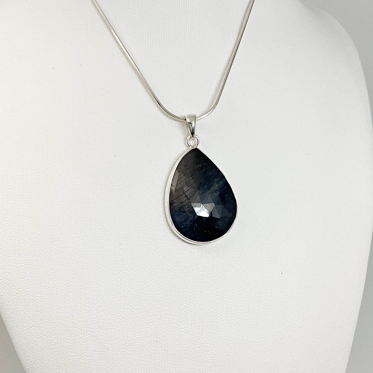 Dark Blue Sapphire Pendant-Rocks and Gems Canada