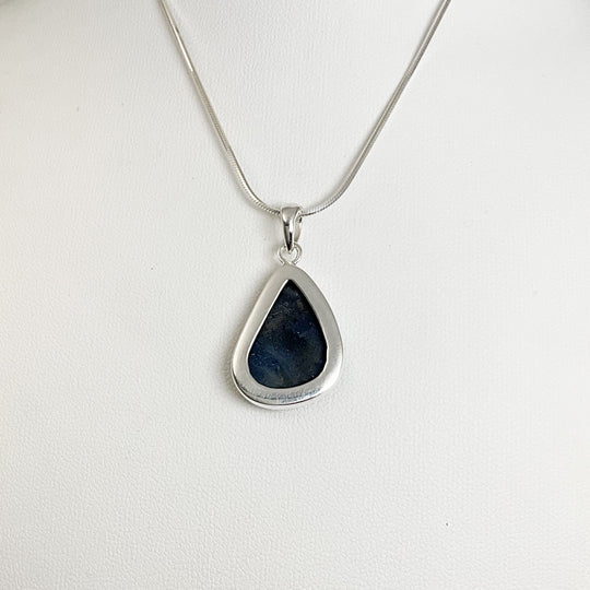 Dark Blue Sapphire Pendant - Rocks and Gems Canada