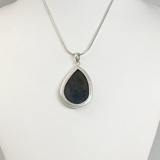 Dark Blue Sapphire Pendant - Rocks and Gems Canada