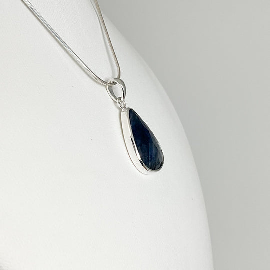 Dark Blue Sapphire Pendant - Rocks and Gems Canada