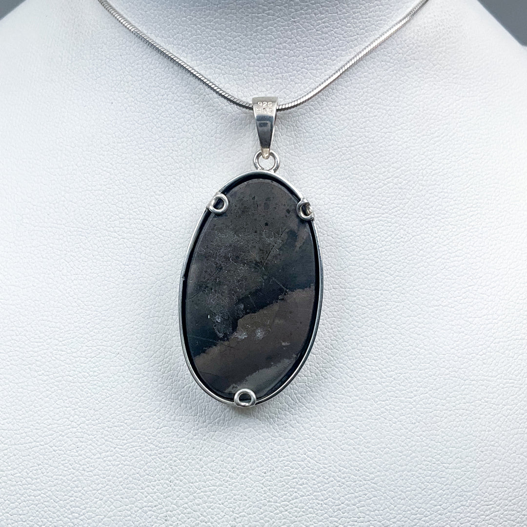 Alberta Ammolite Pendant