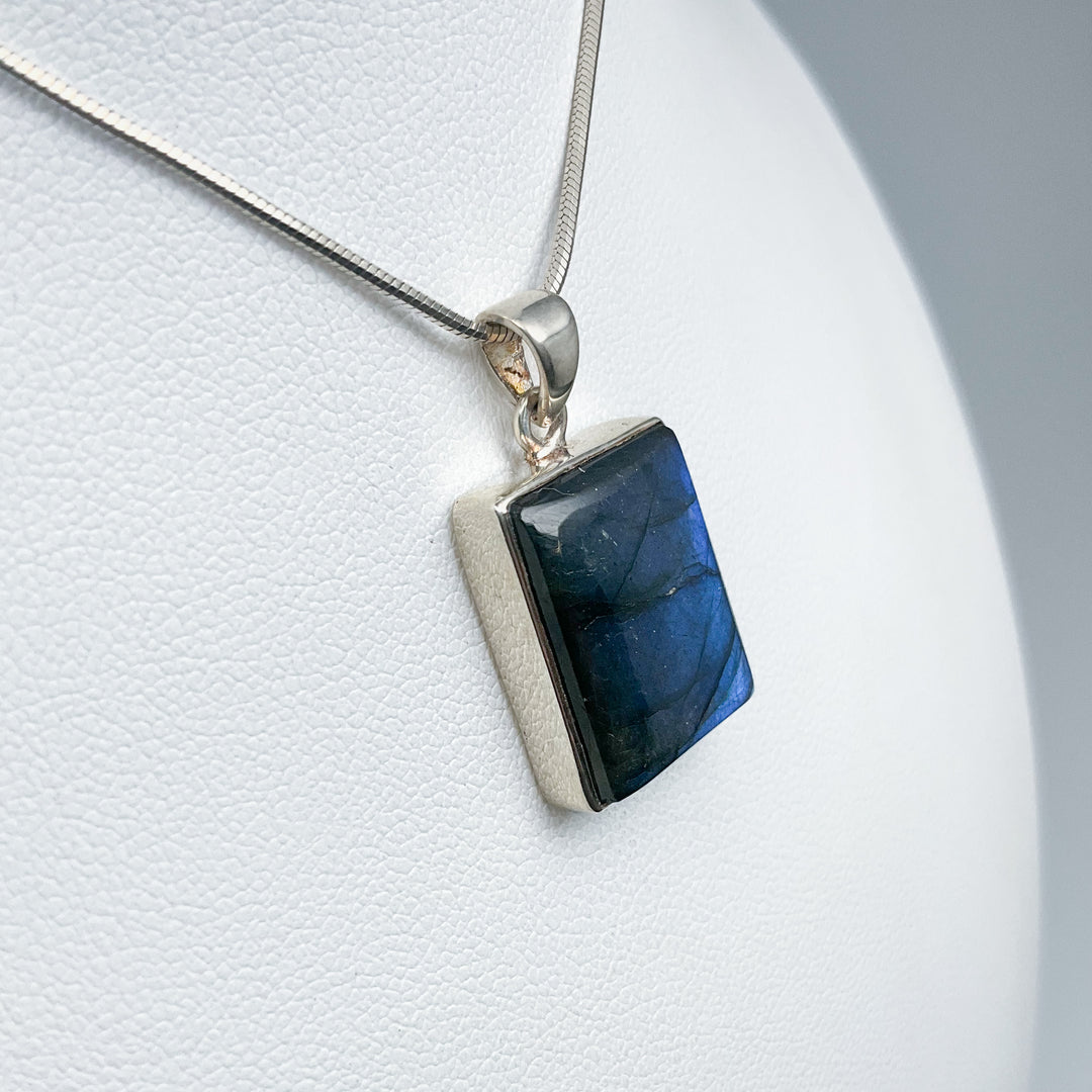 Labradorite Pendant