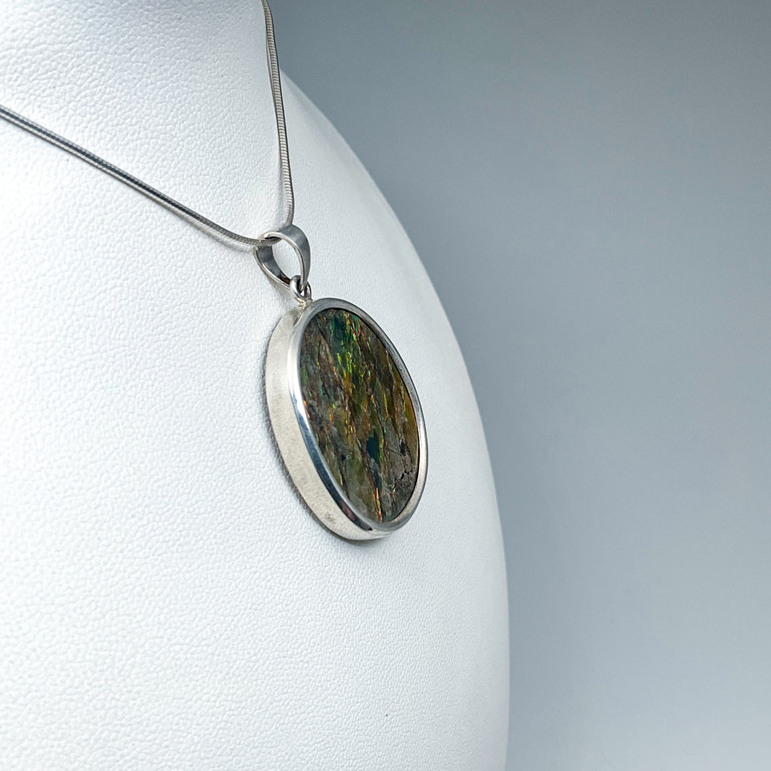 Alberta Ammolite Pendant