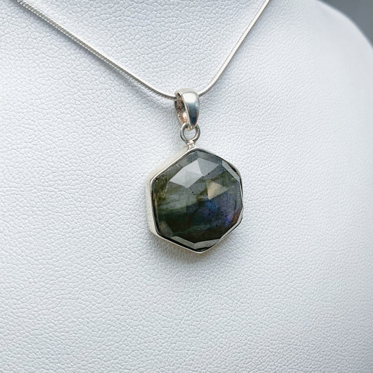 Labradorite Pendant
